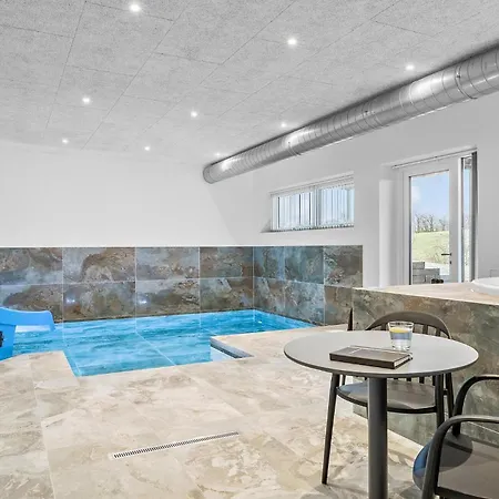 Stunning In With Kitchen