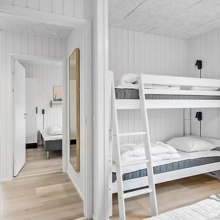 Stunning In With Kitchen *