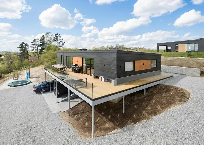 Stunning In With Kitchen *